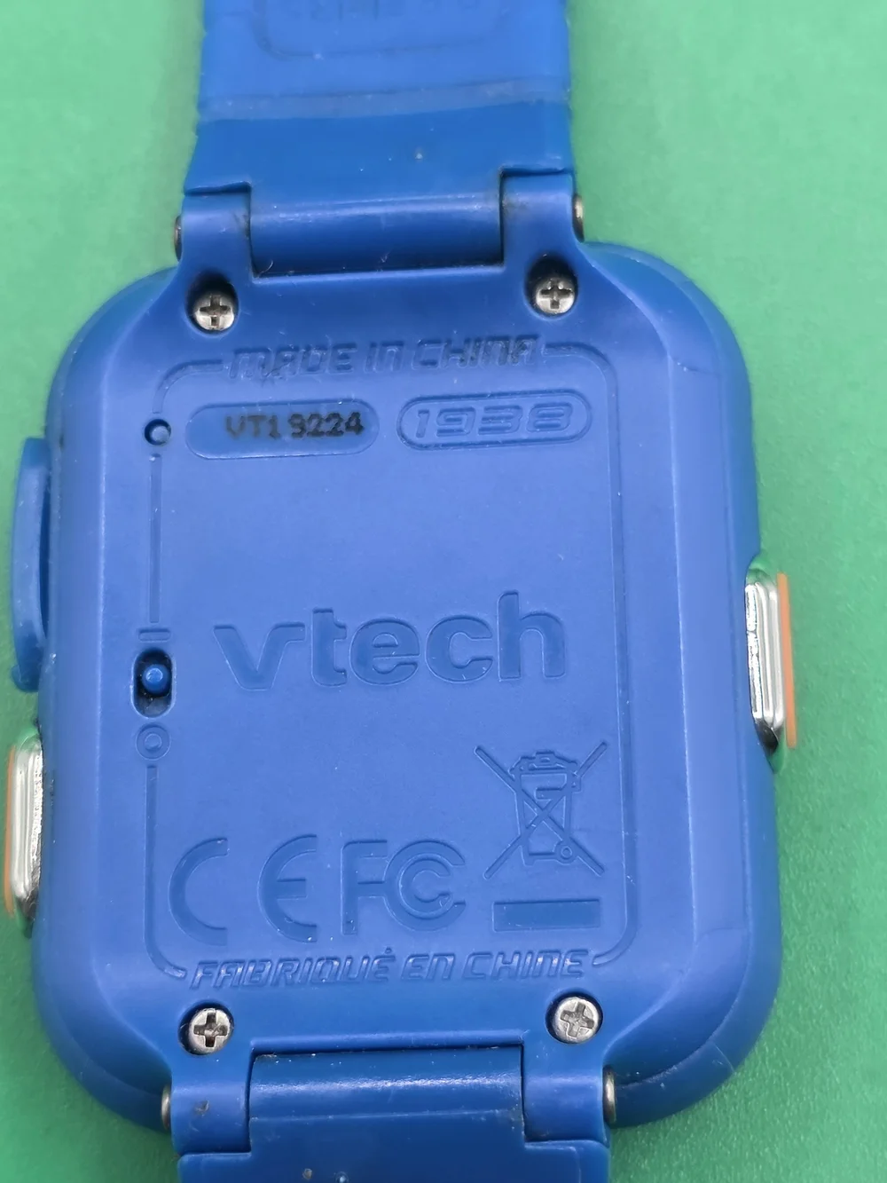 VTech KidiZoom Smartwatch DX2